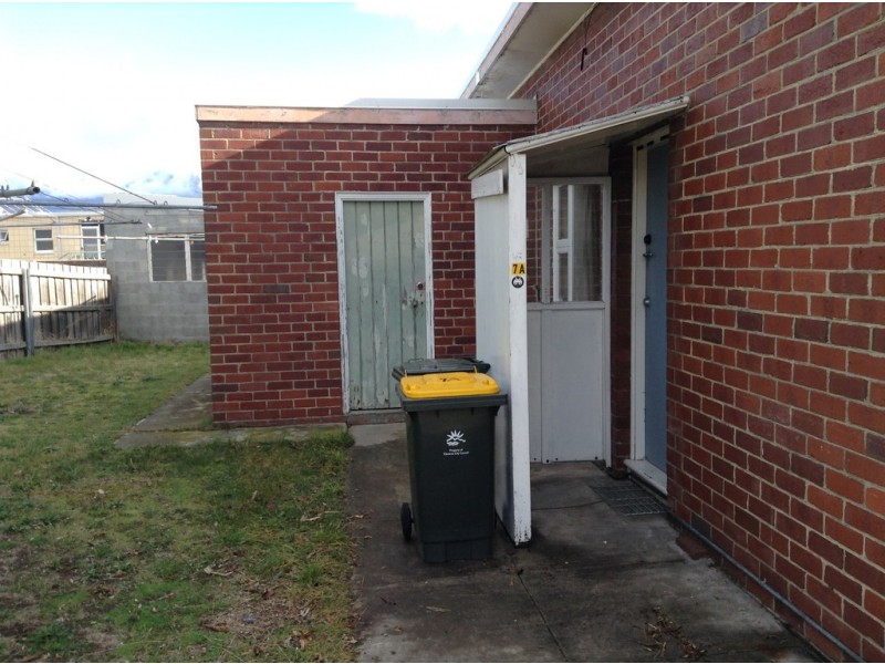 7a Chatsworth St, Rose Bay TAS 7015