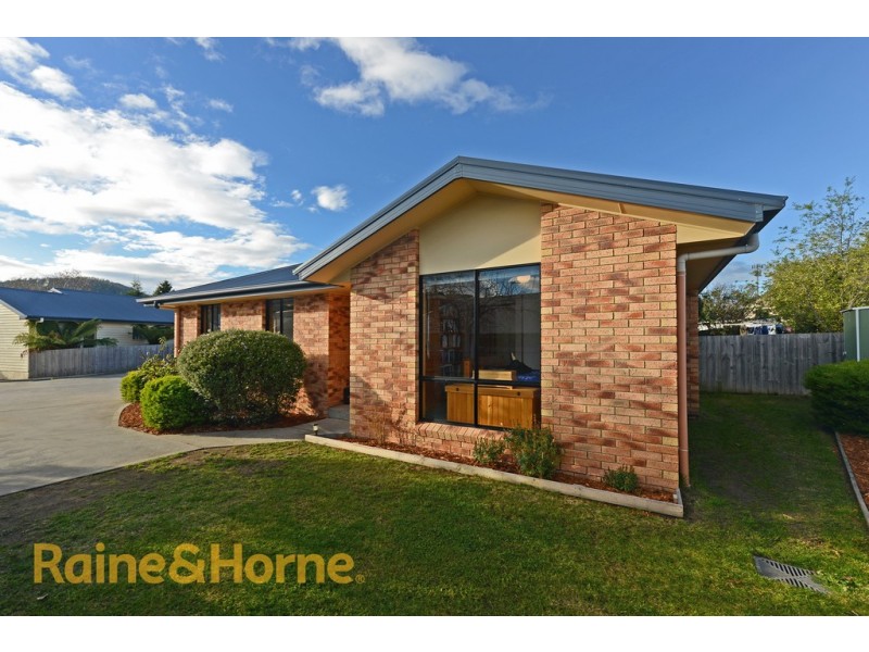 2/7 Erebus Street, Warrane TAS 7018