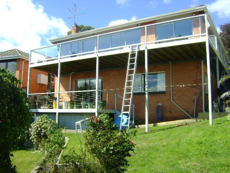 1/495 Churchill Avenue, Sandy Bay TAS 7005