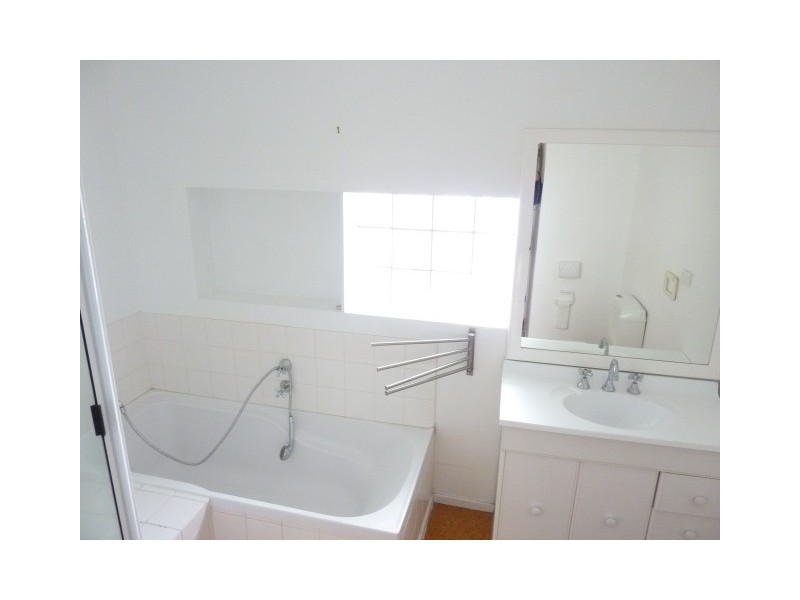 7 Birngana Avenue, Sandy Bay TAS 7005