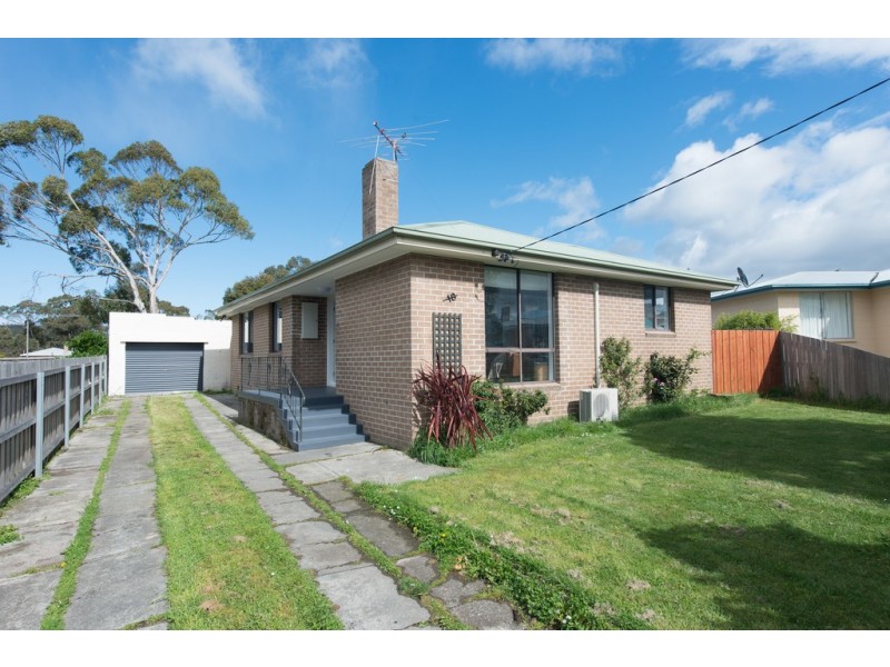 18 Young Court, Rokeby TAS 7019