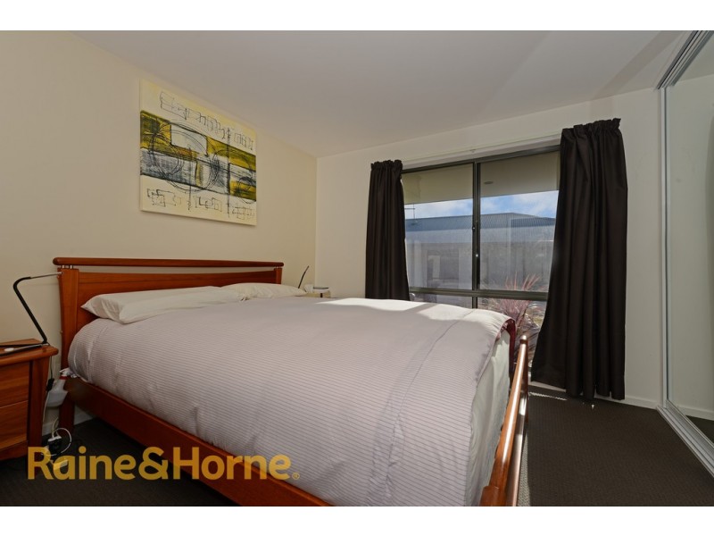 2/11 Ovata Close, Cambridge TAS 7170