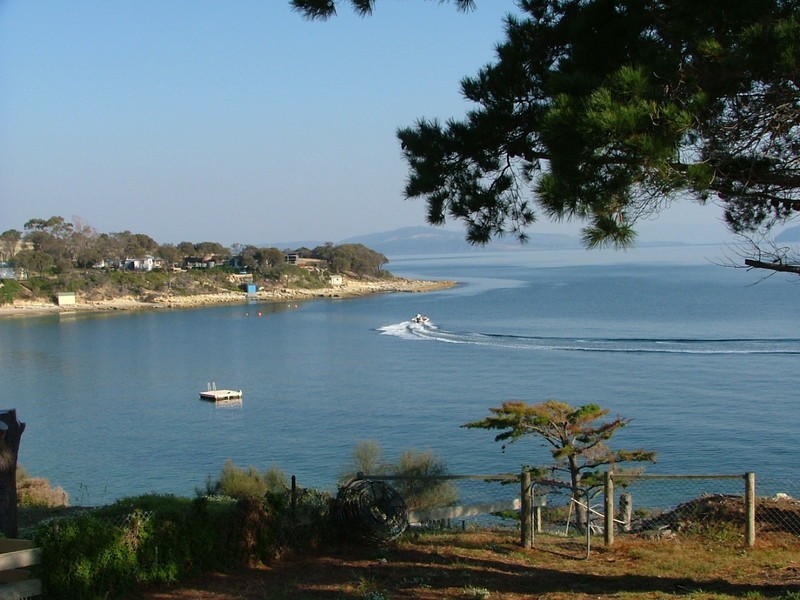 31 Gellibrand Lane, Opossum Bay TAS 7023