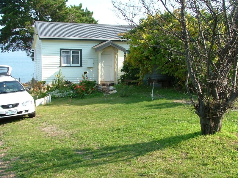 31 Gellibrand Lane, Opossum Bay TAS 7023