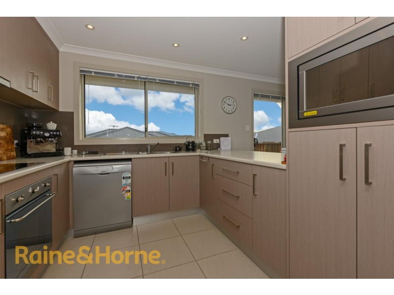 2-18 VASILI COURT, Oakdowns TAS 7019