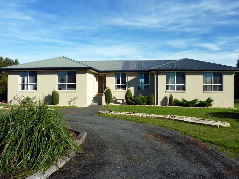 16 Lynrowan Drive, Acton Park TAS 7170