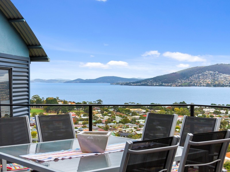 6 WAVERLEY COURT, Bellerive TAS 7018