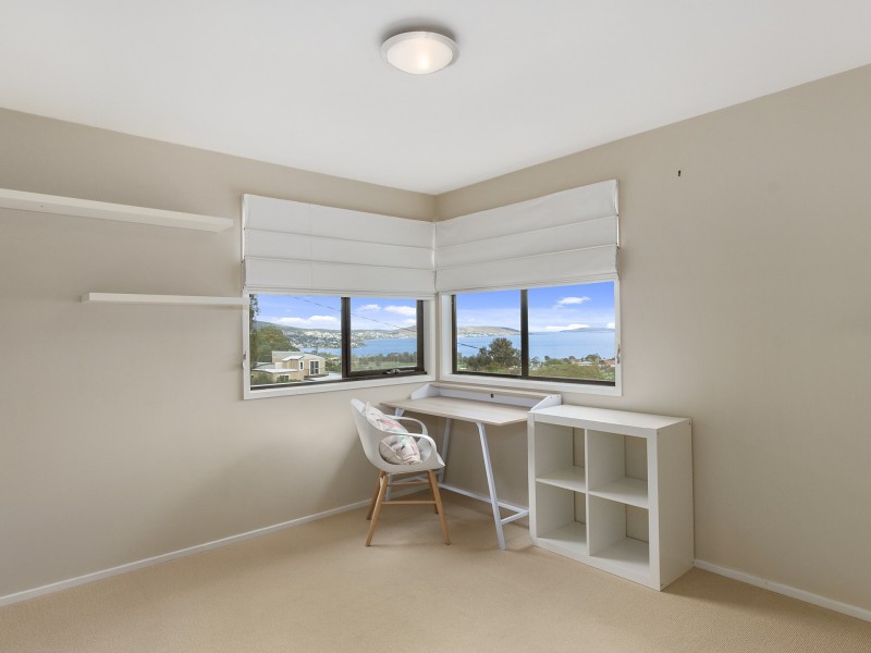 6 WAVERLEY COURT, Bellerive TAS 7018