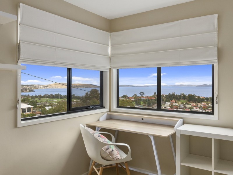 6 WAVERLEY COURT, Bellerive TAS 7018