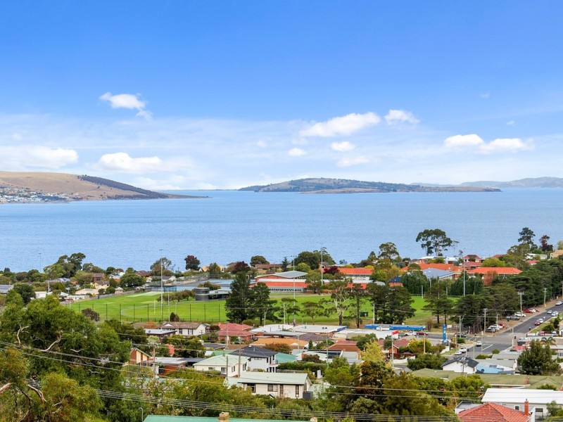 6 WAVERLEY COURT, Bellerive TAS 7018