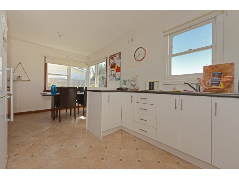 9 Droughty Point Road, Rokeby TAS 7019