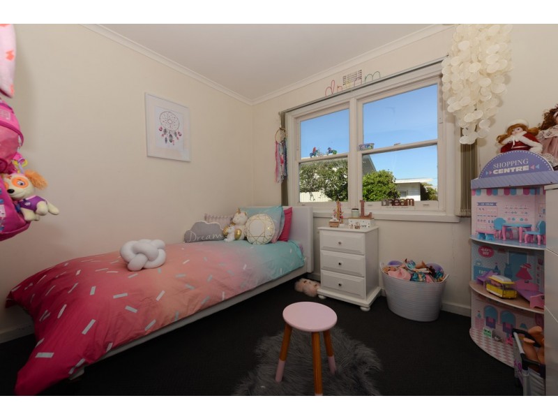 9 Droughty Point Road, Rokeby TAS 7019