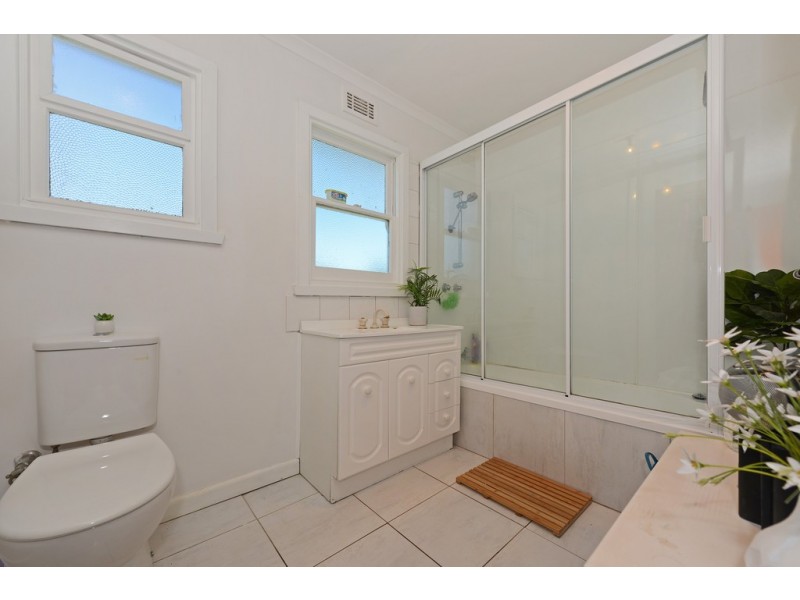 9 Droughty Point Road, Rokeby TAS 7019