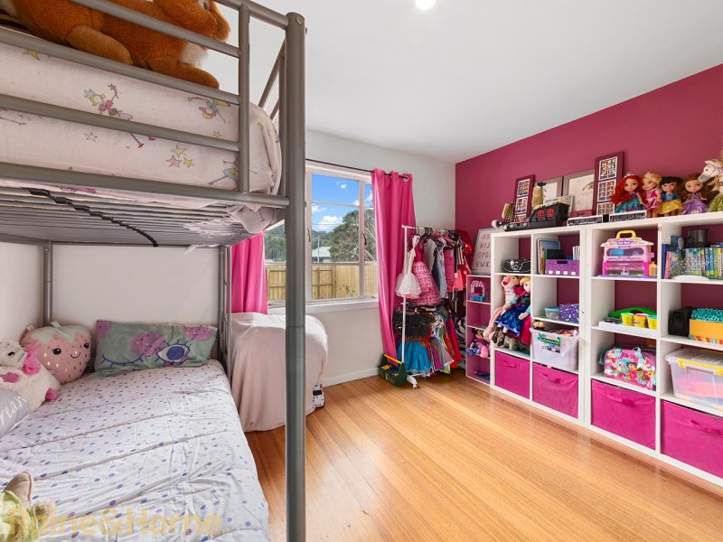 9 Erebus Street, Warrane TAS 7018