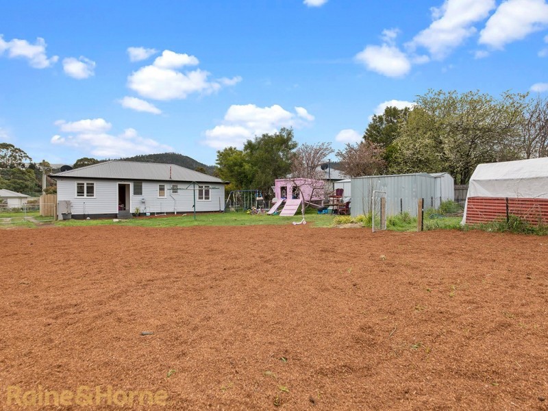 9 Erebus Street, Warrane TAS 7018