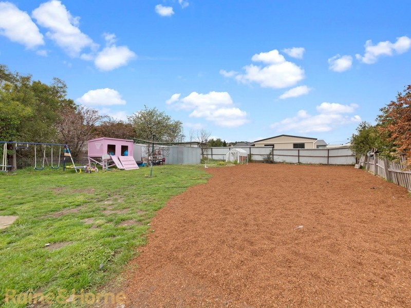 9 Erebus Street, Warrane TAS 7018