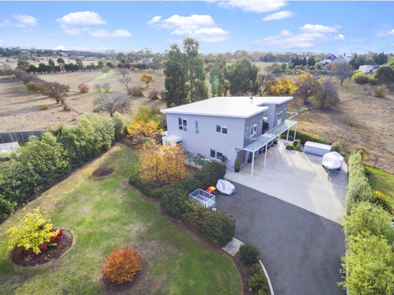 8 Meredith Court, Swansea TAS 7190