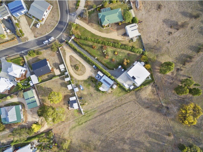 8 Meredith Court, Swansea TAS 7190