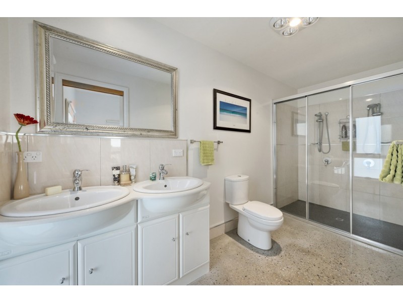 8 Meredith Court, Swansea TAS 7190