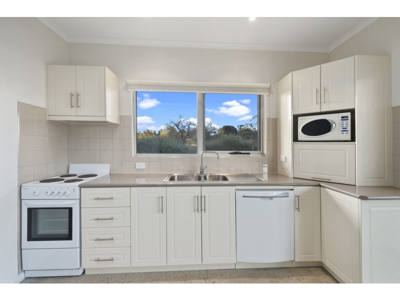 8 Meredith Court, Swansea TAS 7190