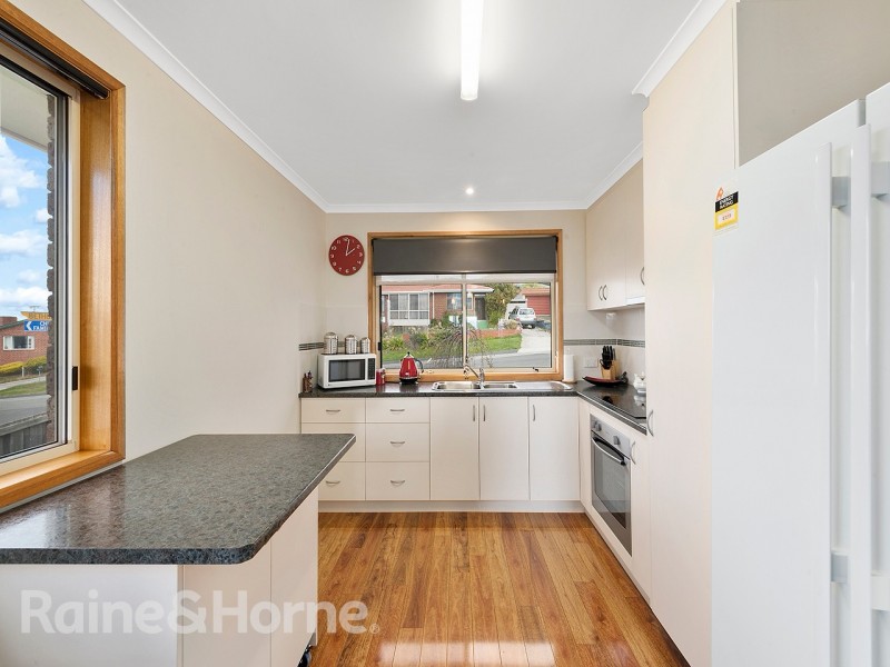 16 Coraki Street, Chigwell TAS 7011