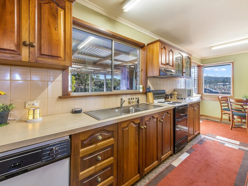 25 Charles Street, Triabunna TAS 7190