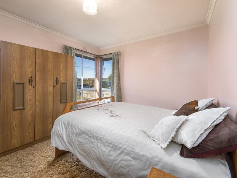 25 Charles Street, Triabunna TAS 7190