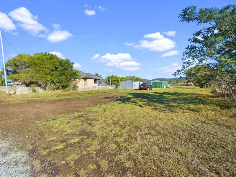 25 Charles Street, Triabunna TAS 7190