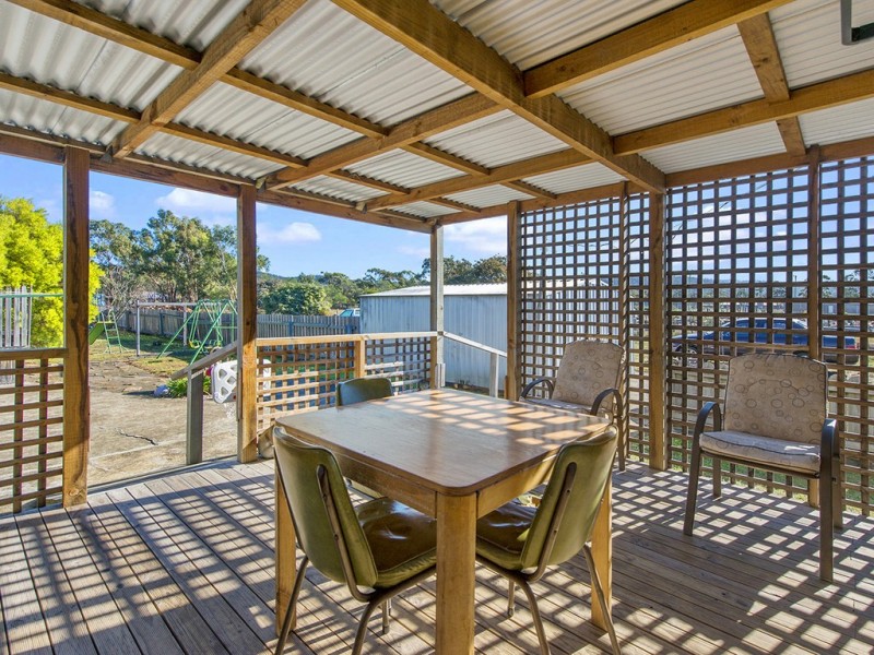 25 Charles Street, Triabunna TAS 7190