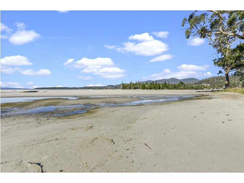 50 Tasman Highway, Orford TAS 7190