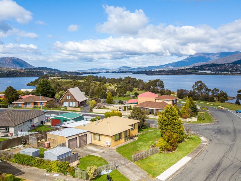 1 Jordan Place, Bridgewater TAS 7030