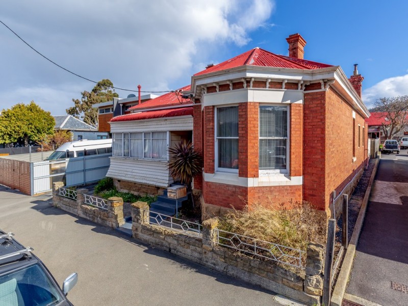 4 LETITIA STREET, North Hobart TAS 7000