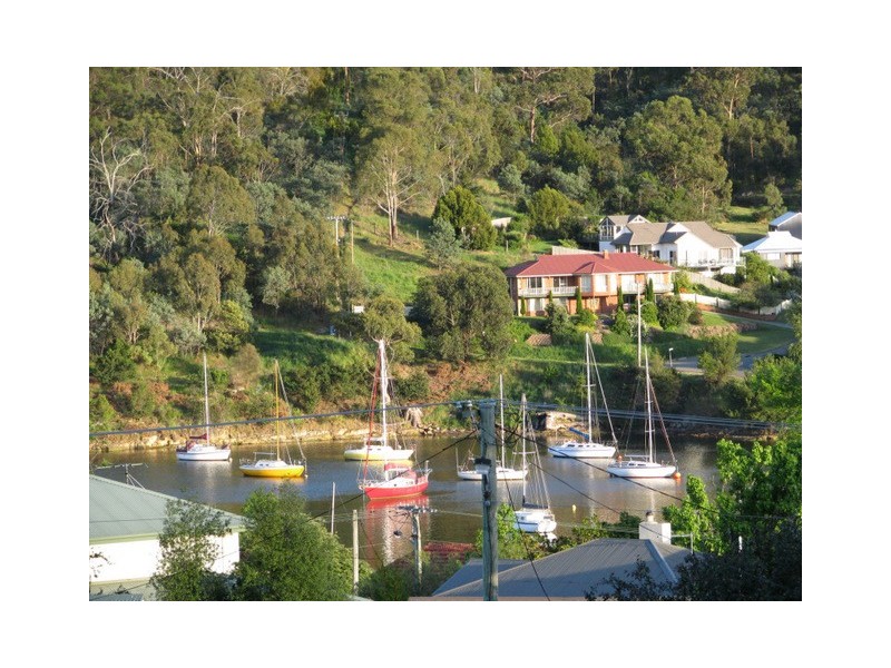37 Derwent Avenue, Geilston Bay TAS 7015