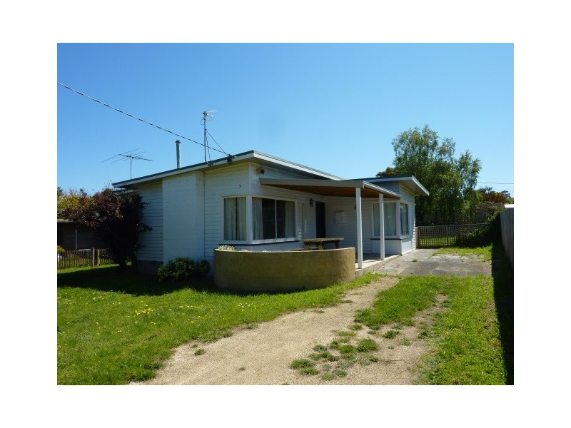 7 Algona Street, South Arm TAS 7022