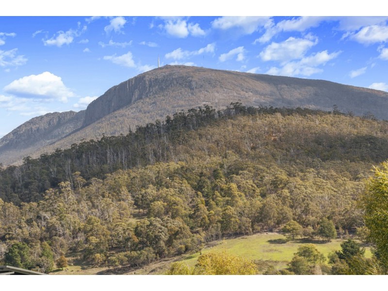 24 Shirley Boulevard, Lenah Valley TAS 7008