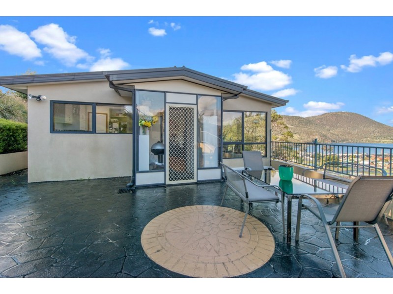 1 Peta Lane, Old Beach TAS 7017