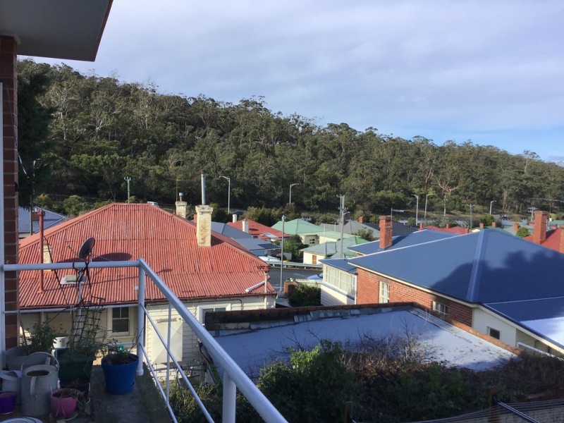 1/21A Boa Vista Road, New Town TAS 7008