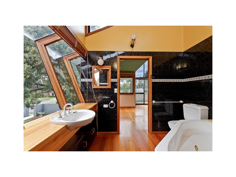 26 Leyden Avenue, Seven Mile Beach TAS 7170