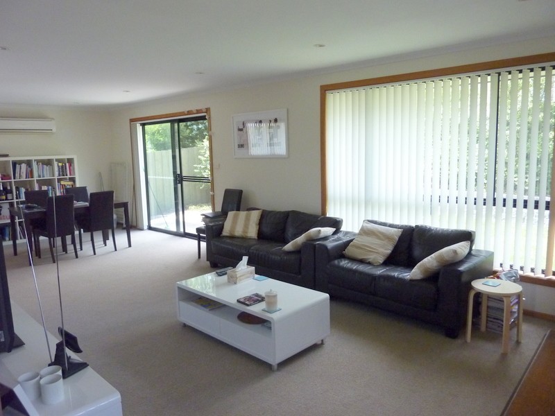 2/19 Paige Court, Mornington TAS 7018
