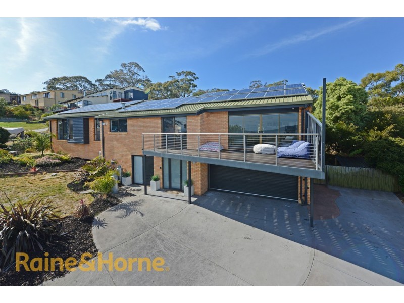 4 BAYSIDE DRIVE, Lauderdale TAS 7021