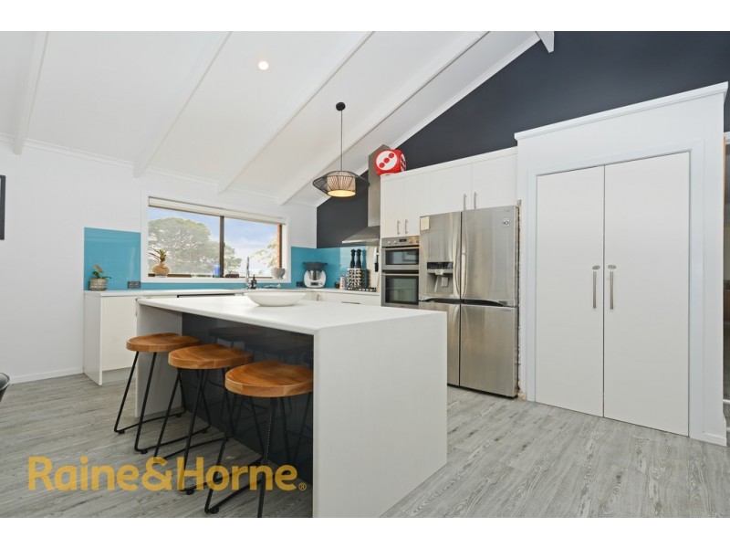 4 BAYSIDE DRIVE, Lauderdale TAS 7021