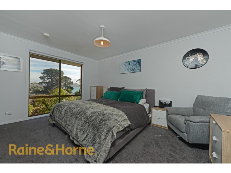 4 BAYSIDE DRIVE, Lauderdale TAS 7021