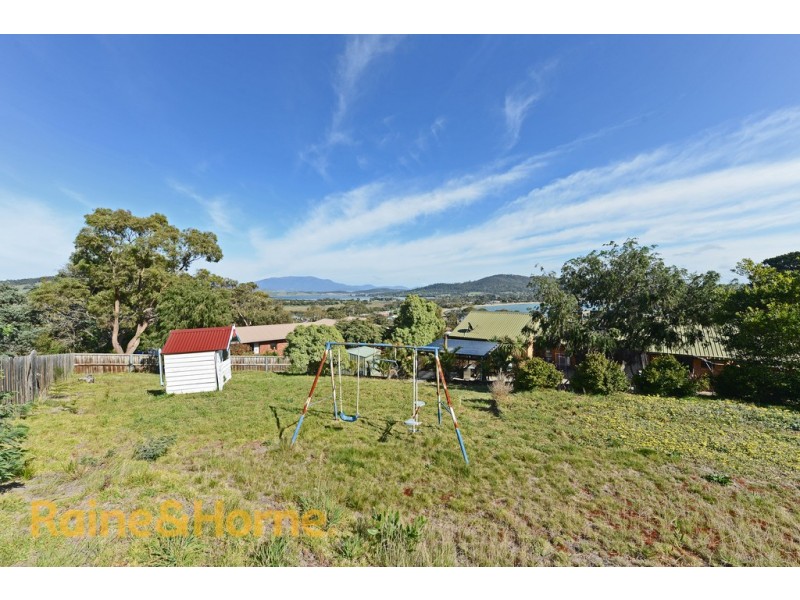 4 BAYSIDE DRIVE, Lauderdale TAS 7021