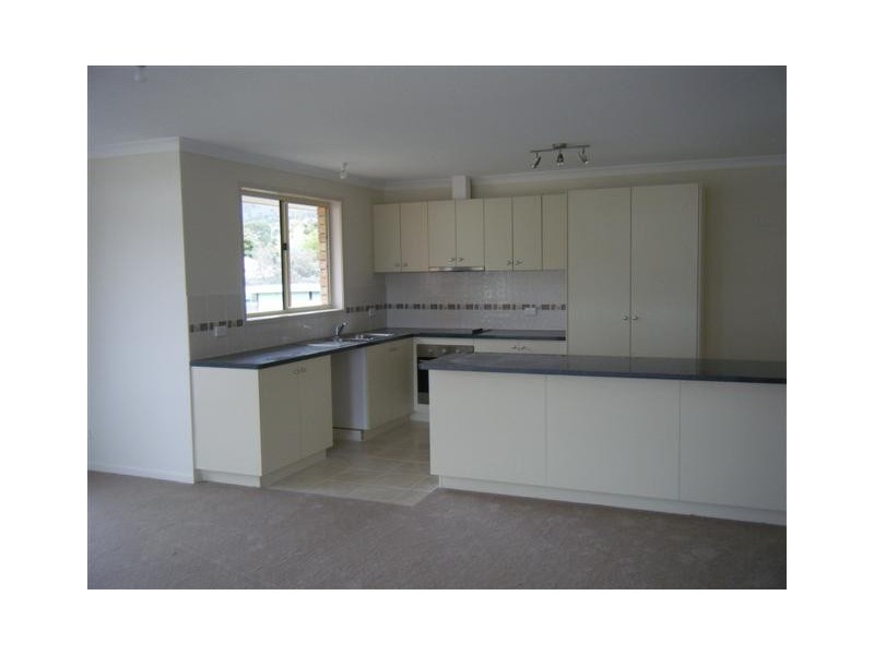1 Erebus Street, Warrane TAS 7018