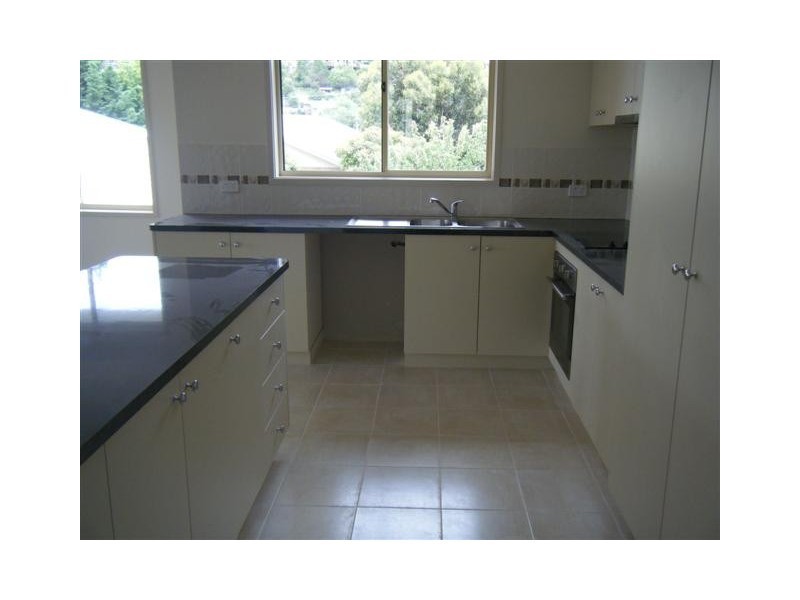 1 Erebus Street, Warrane TAS 7018