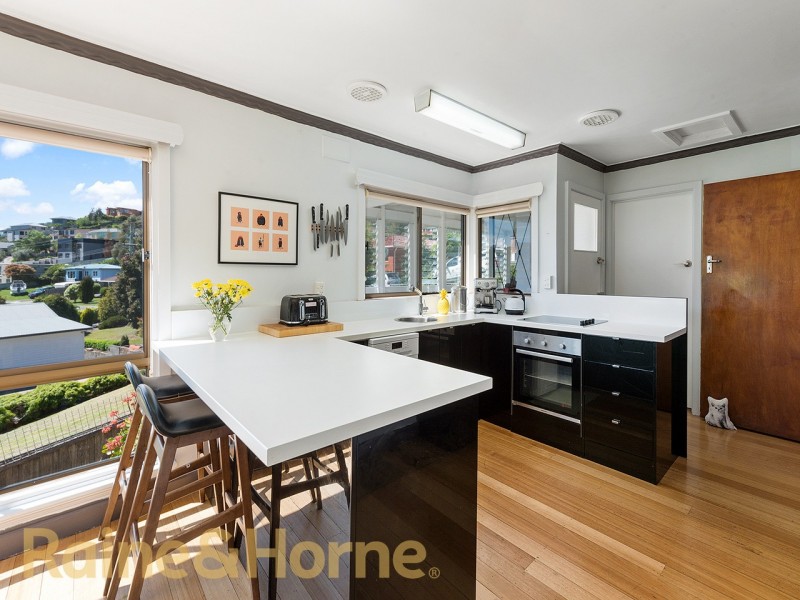 49 Brushy Creek Road, Lenah Valley TAS 7008