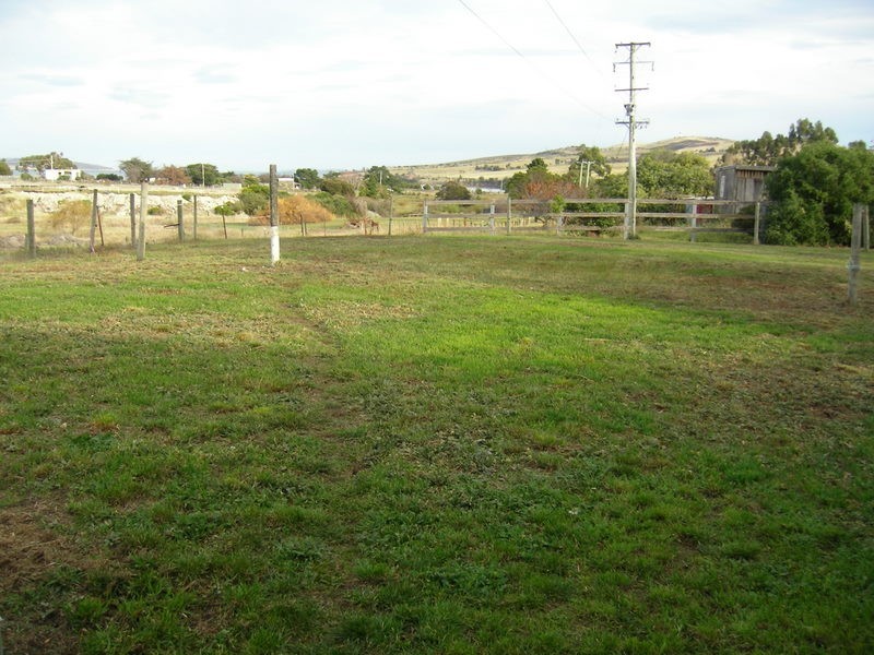 19 Chipmans Road, Rokeby TAS 7019