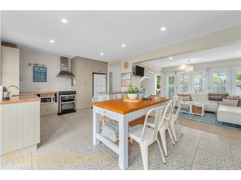 94 Bayview Road, Lauderdale TAS 7021