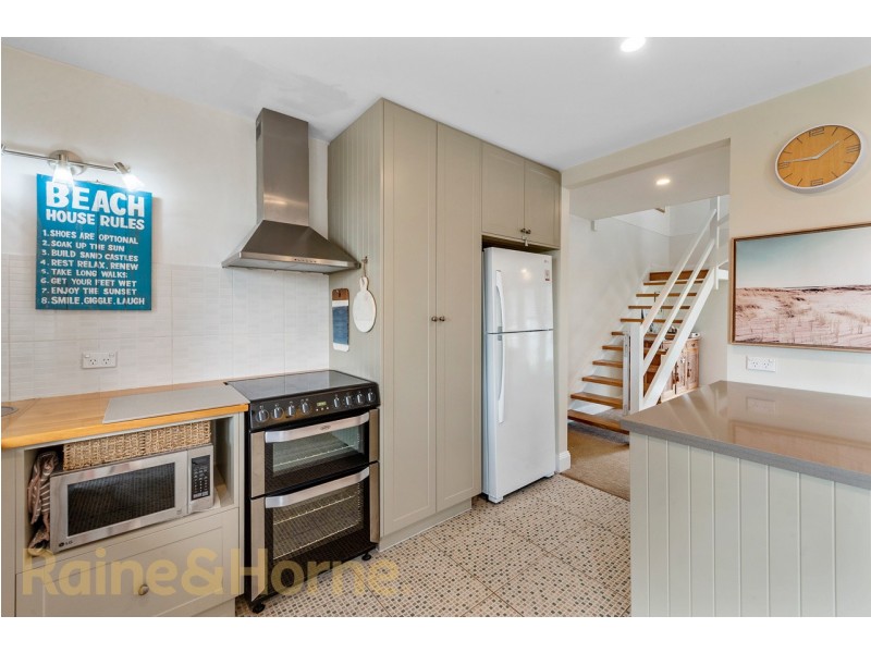 94 Bayview Road, Lauderdale TAS 7021