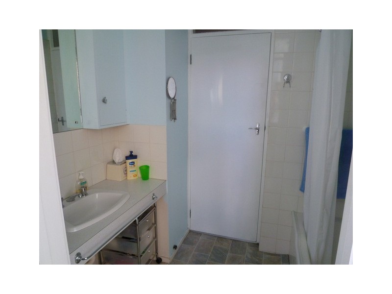 12/10 Ballawinnie Road, Lindisfarne TAS 7015